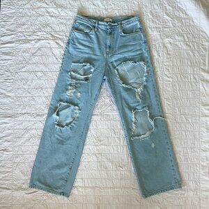 Forever 21 straight-leg light wash ripped denim jeans